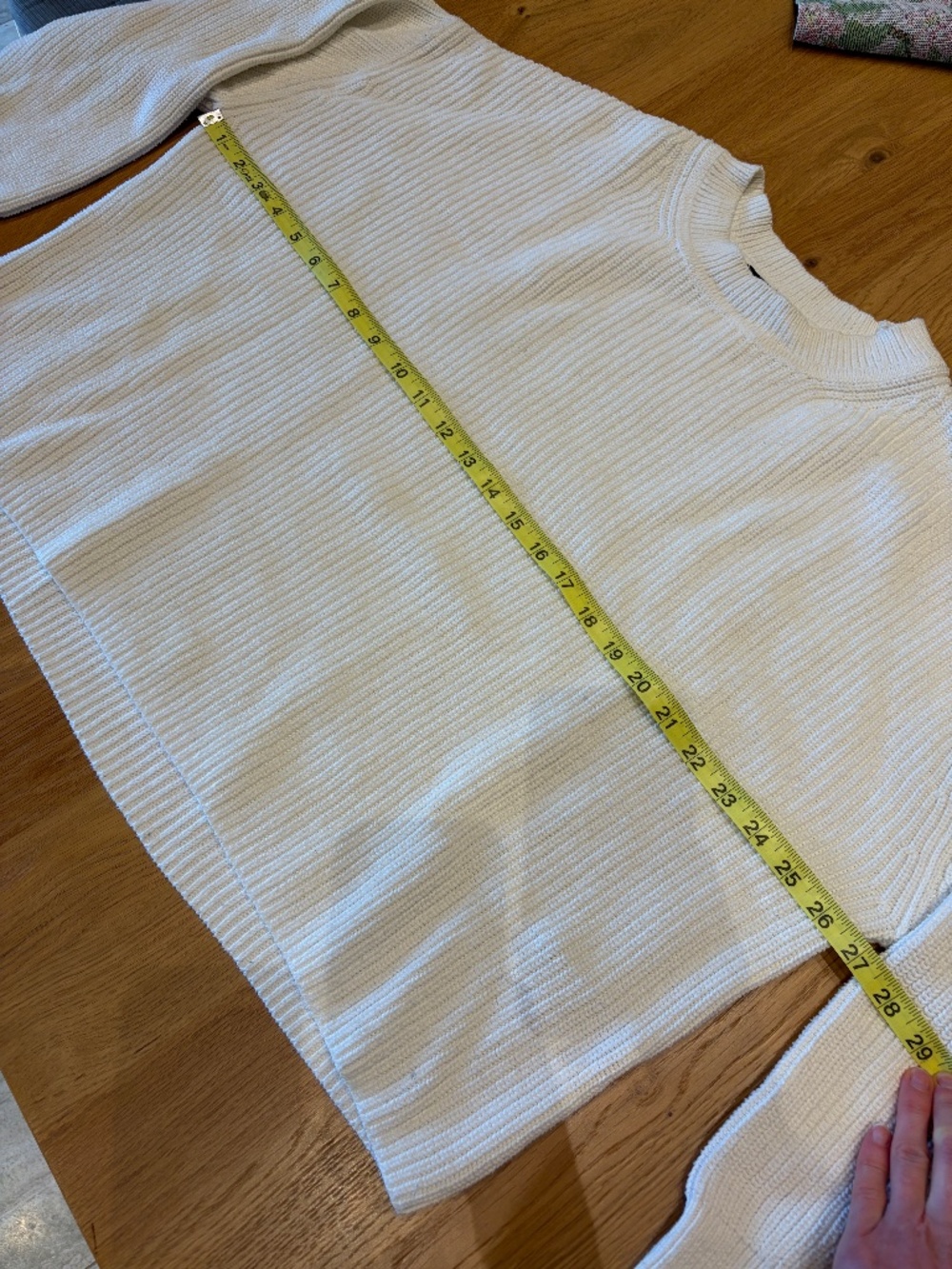 Banana Republic Oversized White 100% Cotton Sweater - Picture 5 of 9